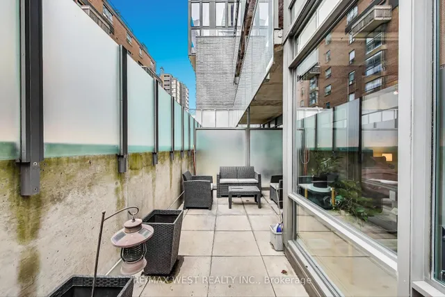 Additional property image - 22 Wellesley St Unit 204