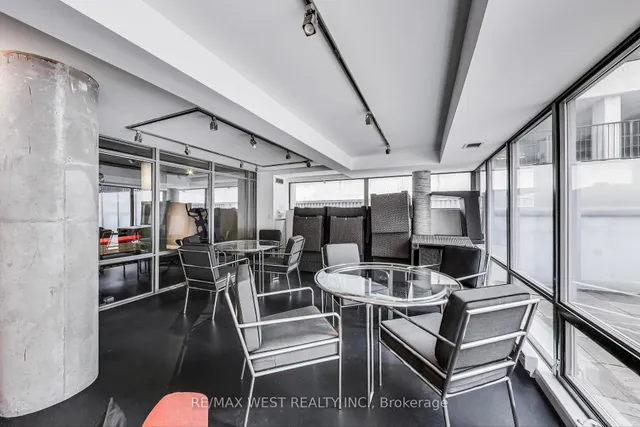 Additional property image - 22 Wellesley St Unit 204