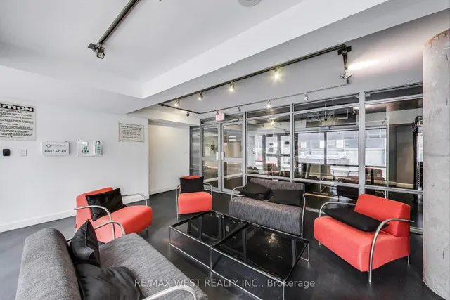 Additional property image - 22 Wellesley St Unit 204
