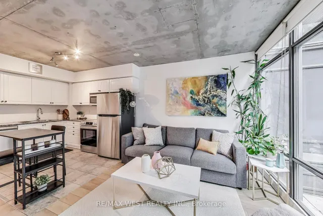 Additional property image - 22 Wellesley St Unit 204