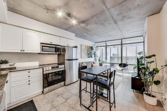 Additional property image - 22 Wellesley St Unit 204