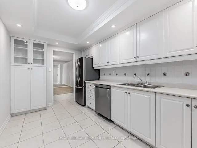 Additional property image - 1555 Finch Ave Unit 908
