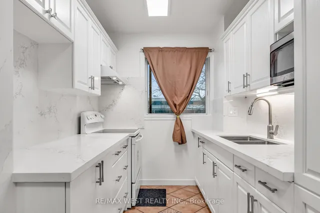 Additional property image - 155 Leeward Glwy Unit 305