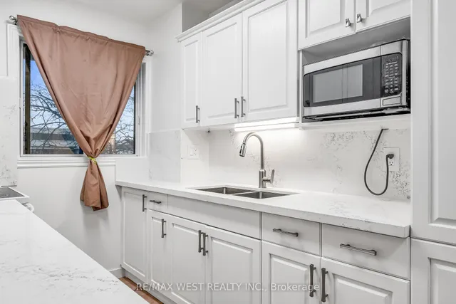 Additional property image - 155 Leeward Glwy Unit 305