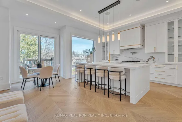 Additional property image - 58 Athabaska Ave