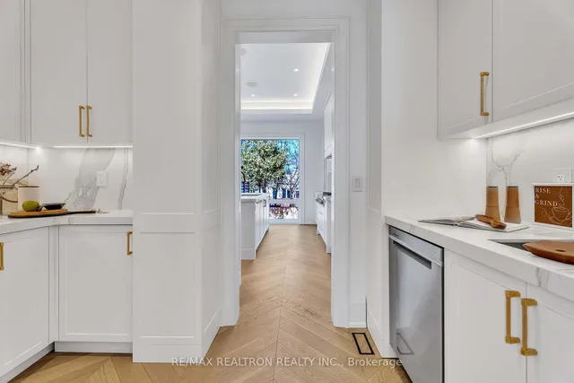 Additional property image - 58 Athabaska Ave