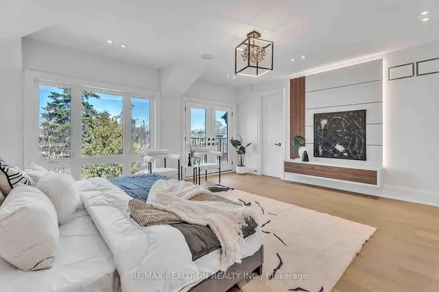 Additional property image - 58 Athabaska Ave