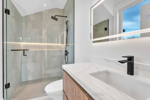 Additional property image - 58 Athabaska Ave