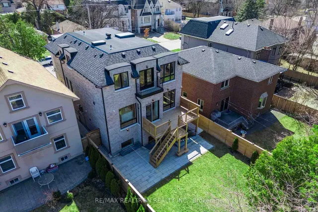Additional property image - 58 Athabaska Ave