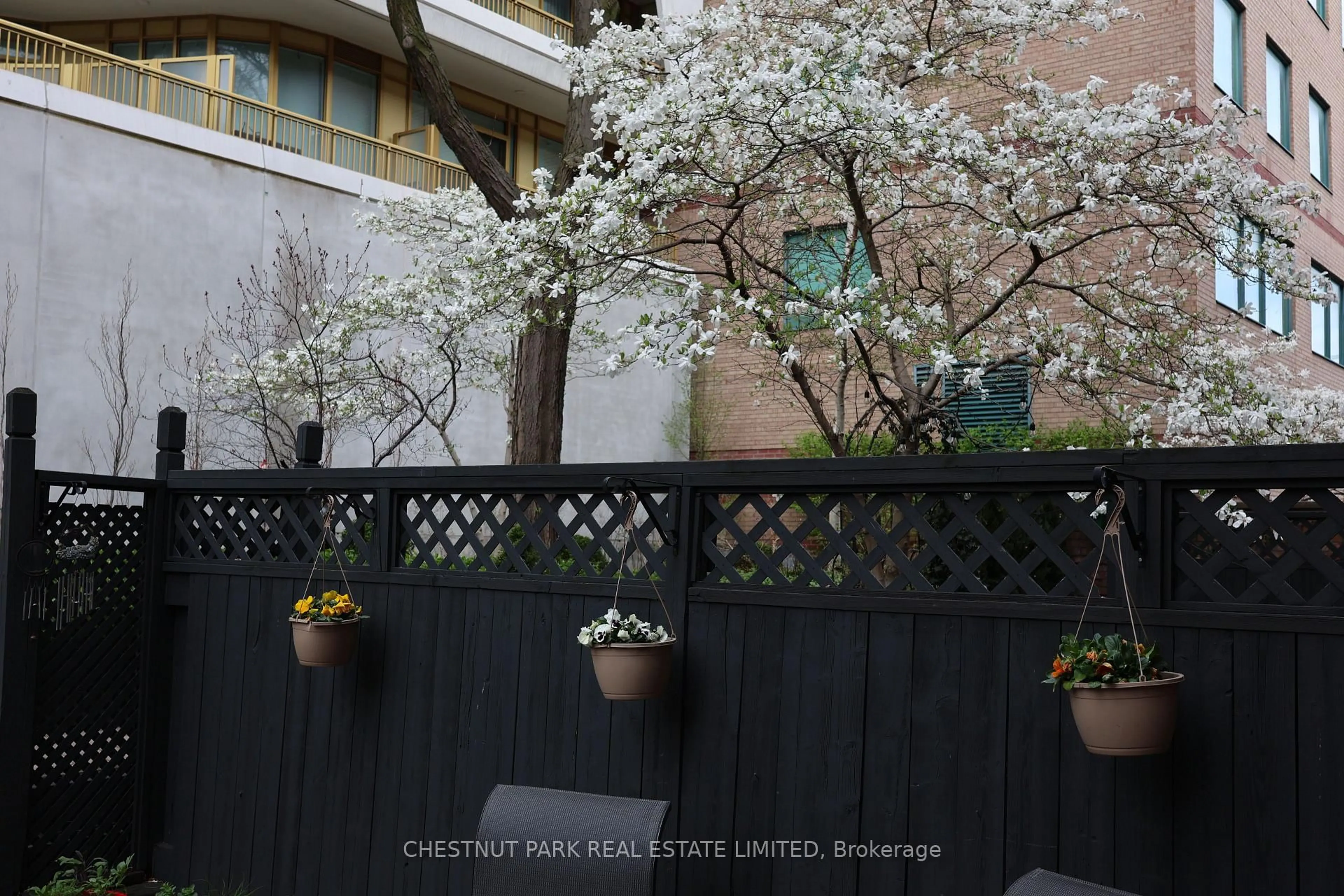 Balcony in the apartment, street for 225 Davenport Rd #103, Toronto Ontario M5R 3R2