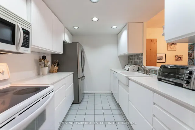 Additional property image - 225 Davenport Rd Unit 103