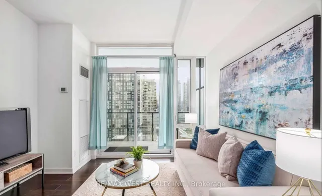 Additional property image - 170 Fort York Blvd Unit 1208