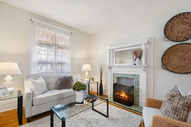 Additional property image - 119 Bellwoods Ave