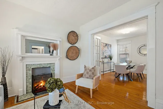 Additional property image - 119 Bellwoods Ave
