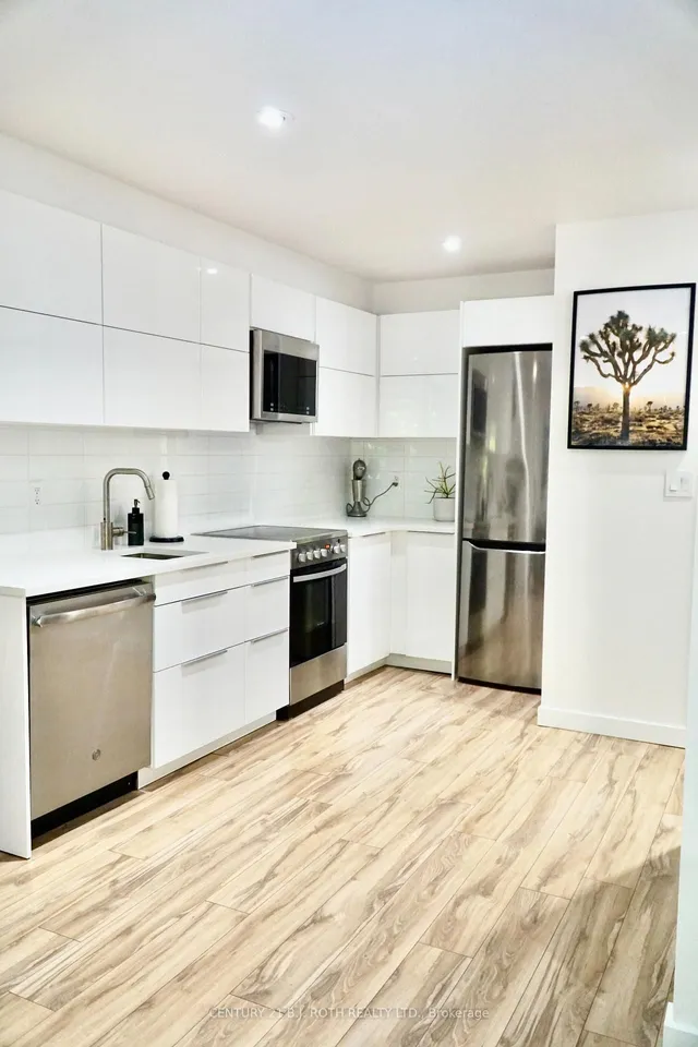 Additional property image - 415 Jarvis St Unit 115