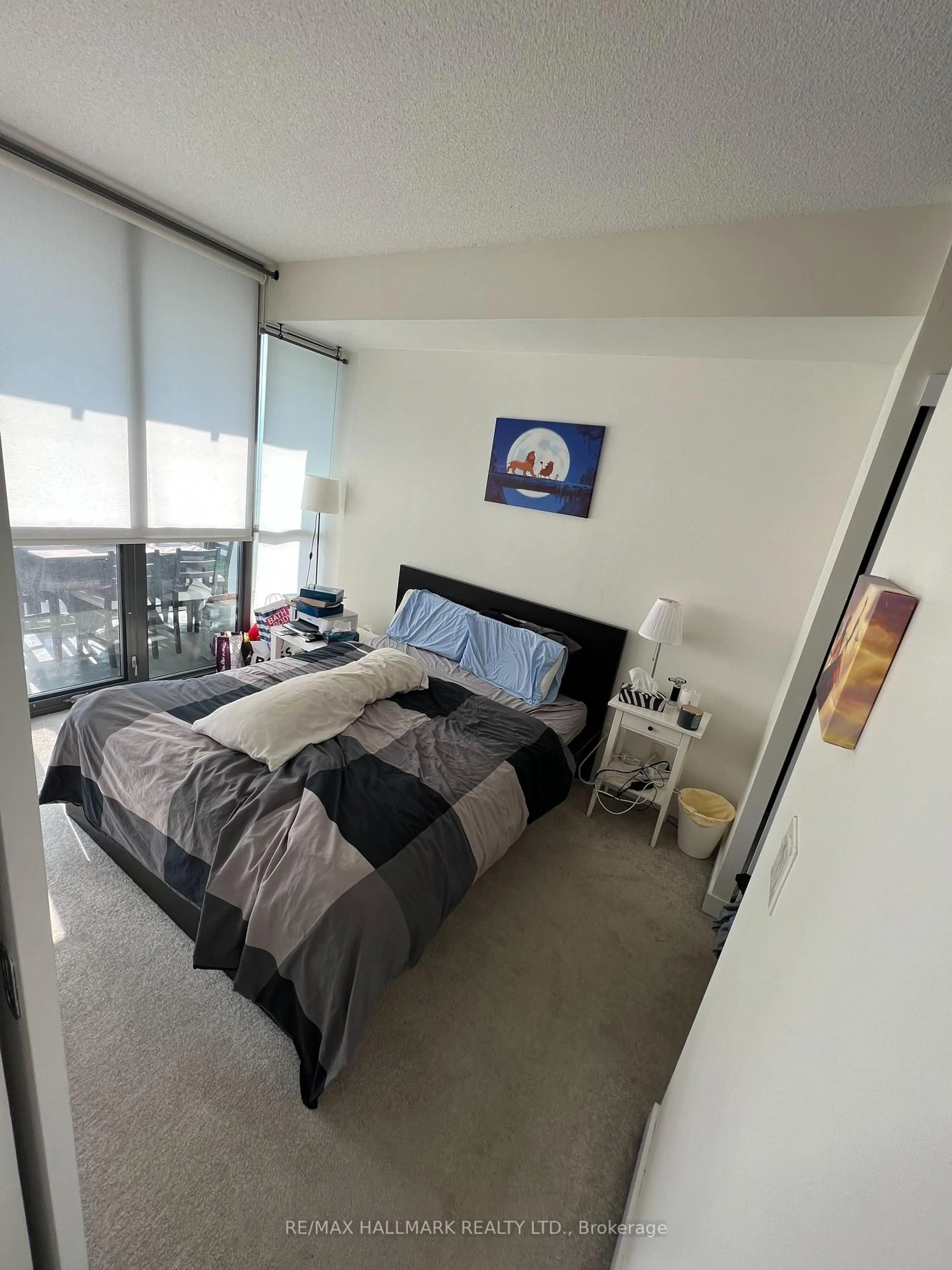 A pic of a room for 110 Charles St #2905, Toronto Ontario M4Y 1T5