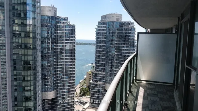 Additional property image - 19 Grand Trunk Cres Unit 3808