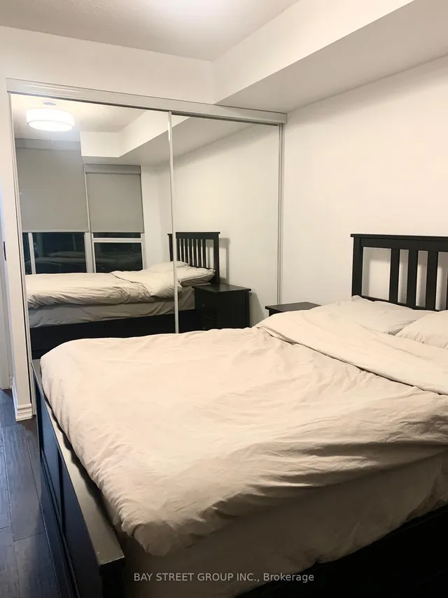 Additional property image - 19 Grand Trunk Cres Unit 3808