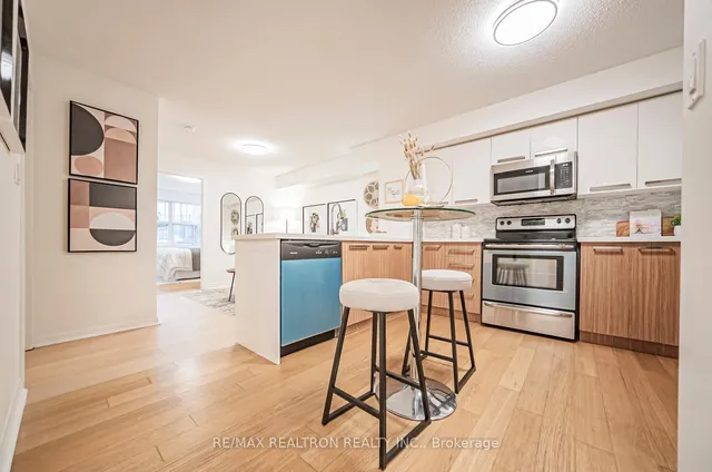 Additional property image - 11 St Joseph St Unit 102