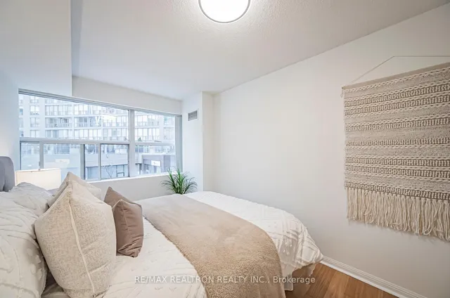 Additional property image - 11 St Joseph St Unit 102