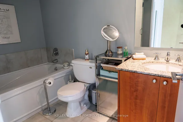 Additional property image - 333 Adelaide St Unit 1201
