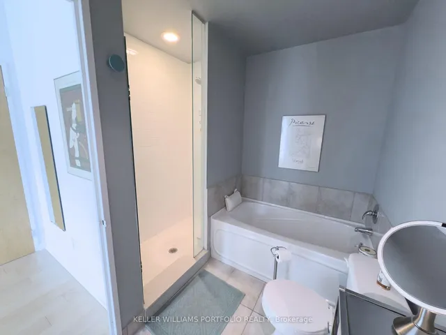 Additional property image - 333 Adelaide St Unit 1201