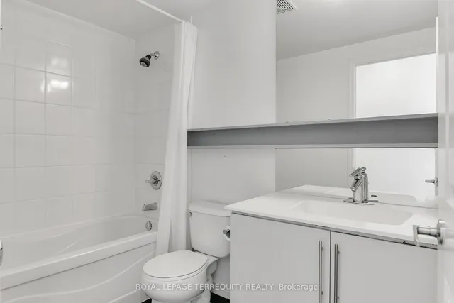 Additional property image - 2885 Bayview Ave Unit 1108