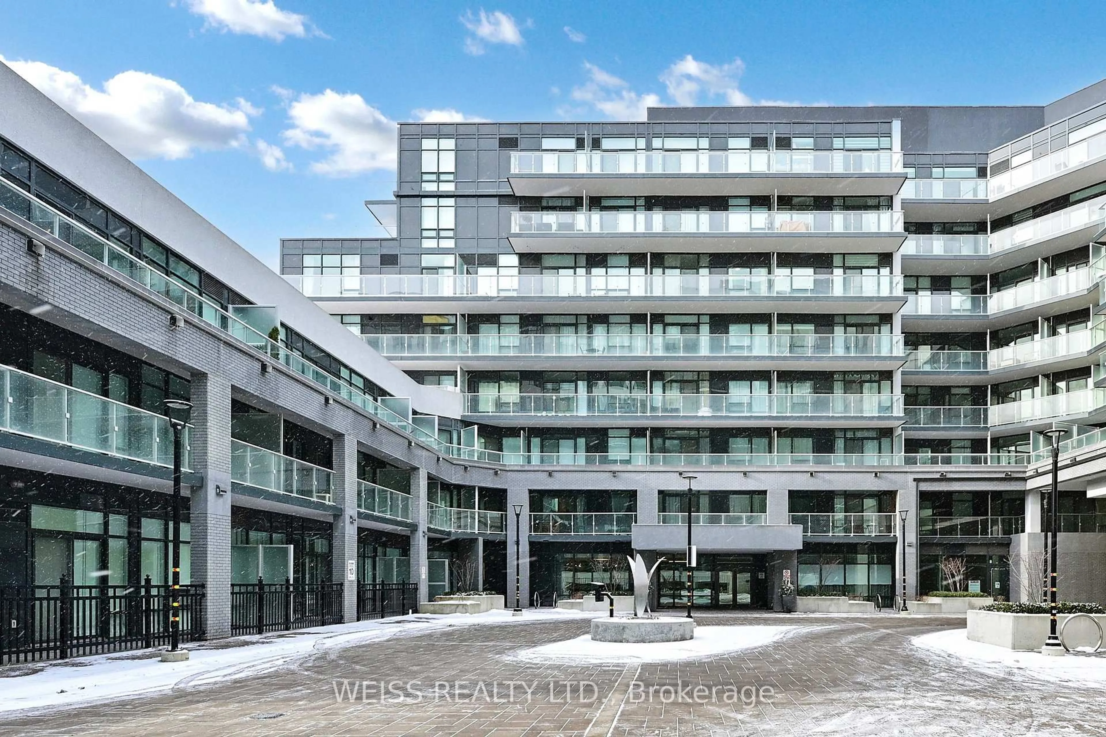Indoor foyer for 621 Sheppard Ave #210, Toronto Ontario M2K 1B5
