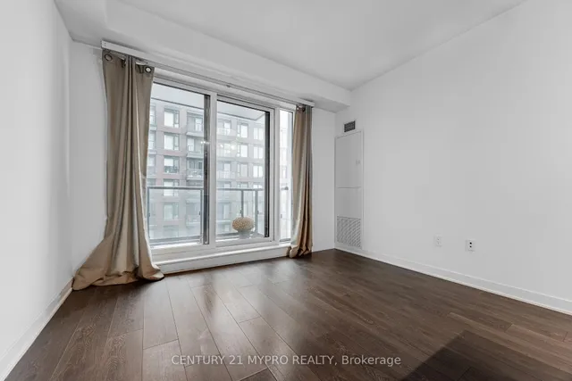Additional property image - 130 River St Unit 807