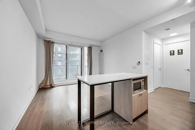 Additional property image - 130 River St Unit 807
