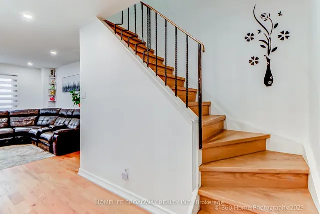 Additional image 11 of 51 Yellow Birch Way
