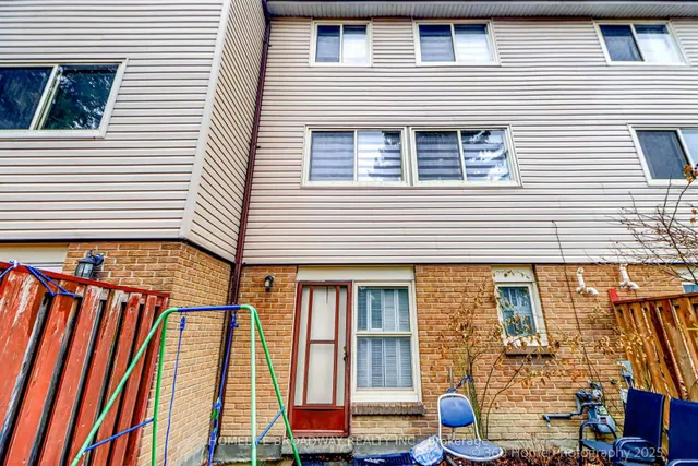 Additional image 21 of 51 Yellow Birch Way
