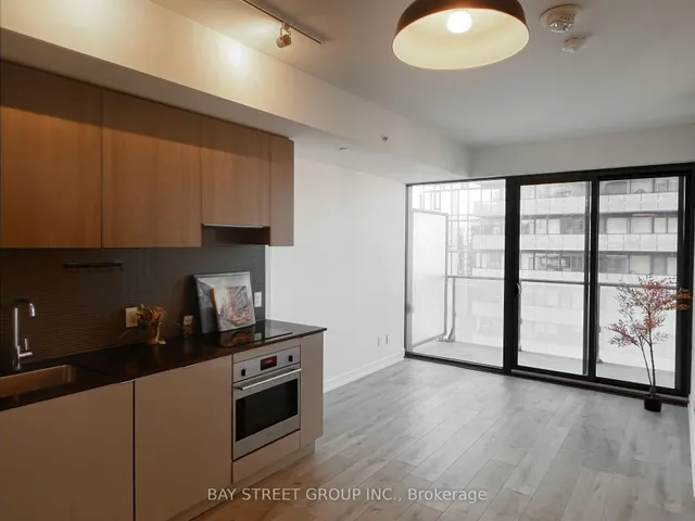 Additional property image - 161 Roehampton Ave Unit 2707
