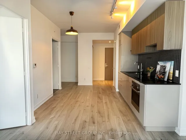 Additional property image - 161 Roehampton Ave Unit 2707