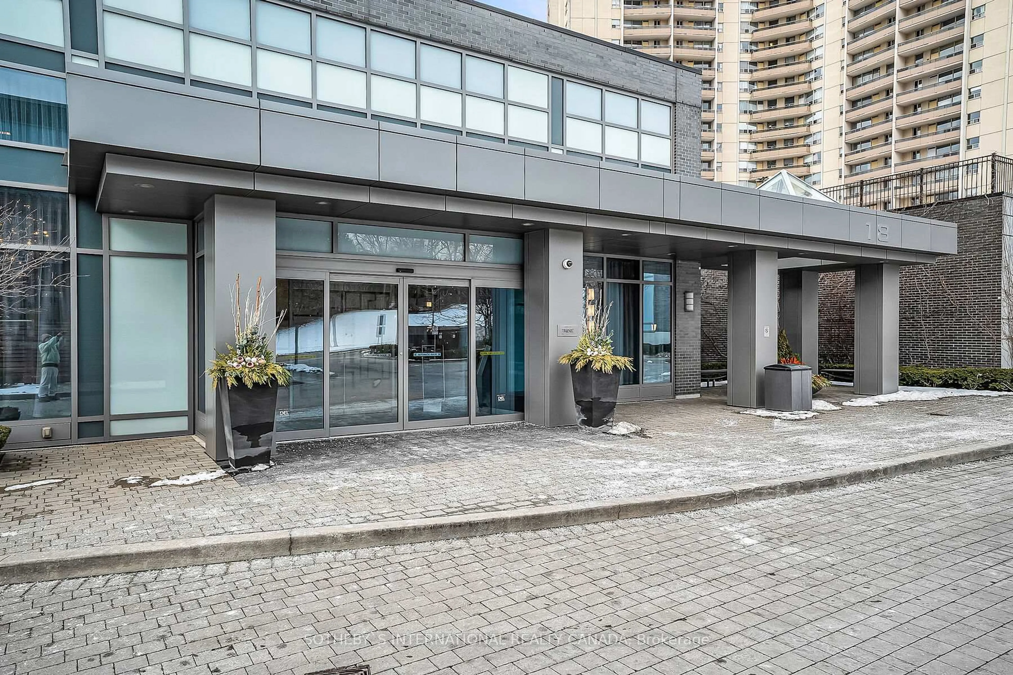 Unknown for 18 Graydon Hall Dr #1404, Toronto Ontario M3A 0A4