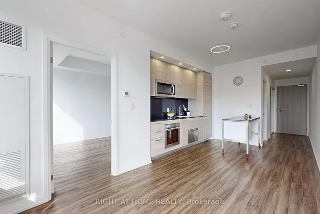 Additional image 38 of 75 Canterbury Pl Unit 1606