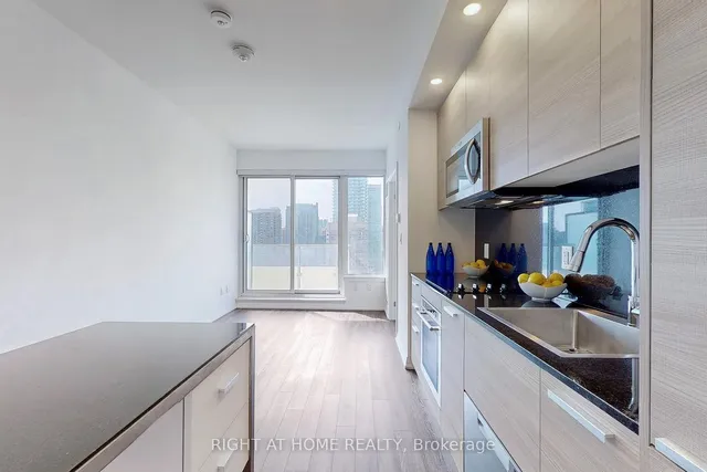 Additional image 35 of 75 Canterbury Pl Unit 1606