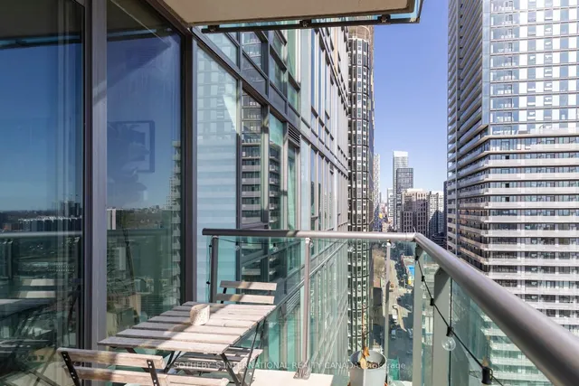 Additional property image - 33 Lombard St Unit 2207