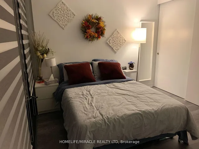 Additional property image - 185 Roehampton Ave Unit 2105