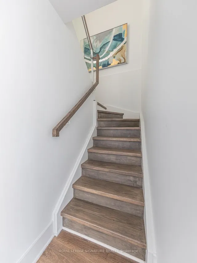 Additional property image - 111 St Clair Ave Unit 925