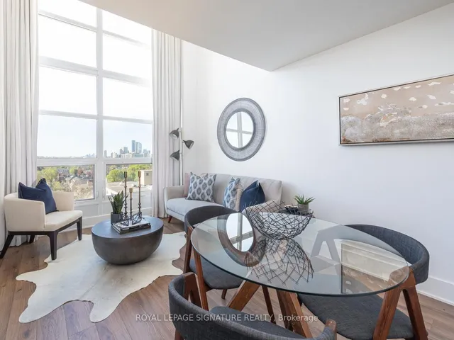 Additional property image - 111 St Clair Ave Unit 925