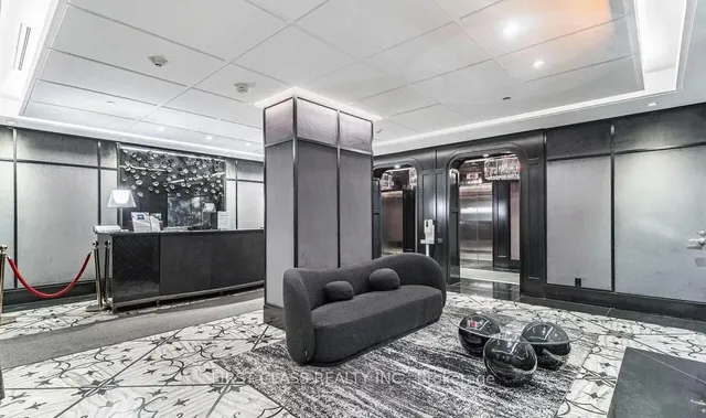 Additional property image - 88 Blue Jays Way Unit 2708