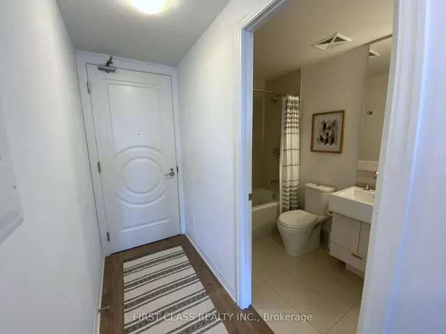 Additional property image - 88 Blue Jays Way Unit 2708