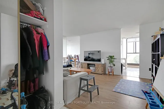Additional property image - 100 Antibes Dr Unit 702