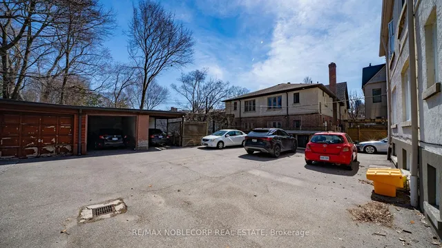 Additional image 10 of 809-811 Duplex Ave