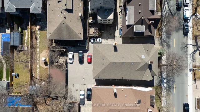 Additional image 9 of 809-811 Duplex Ave