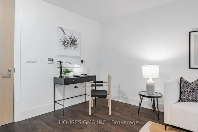 Additional property image - 39 Queens Quay Unit 1039