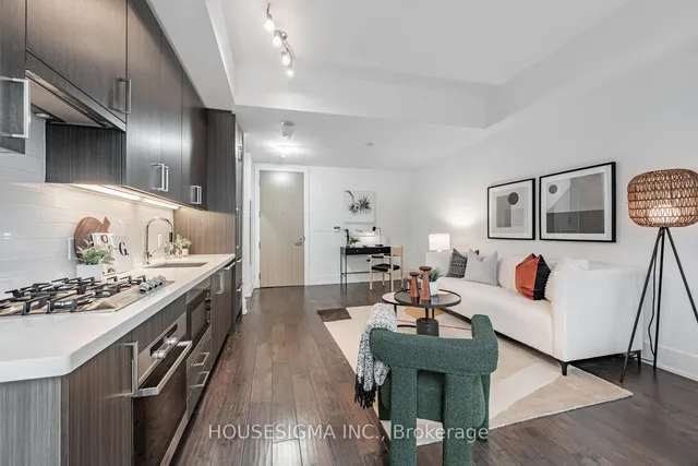 Additional property image - 39 Queens Quay Unit 1039