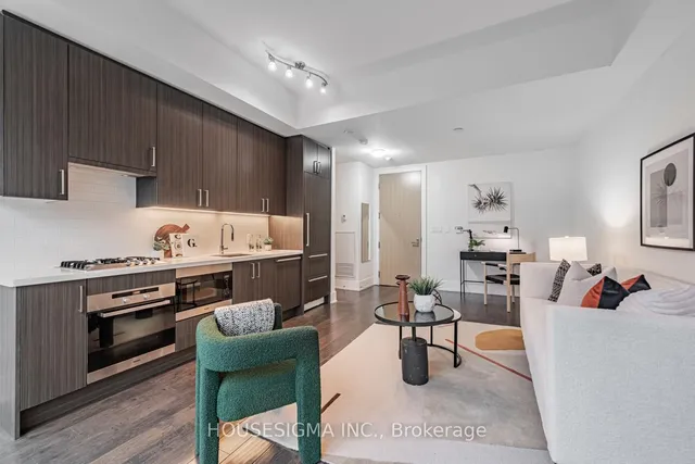 Additional property image - 39 Queens Quay Unit 1039