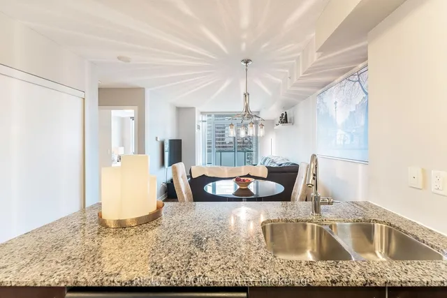 Additional image 32 of 5740 Yonge St Unit 1010